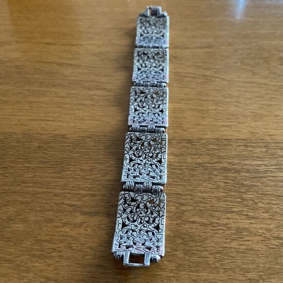 Brighton Lace  Heart  bracelet - Picture 4 of 4